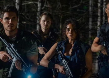 Pemilihan casting film Resident Evil: Welcome to Raccoon City mendapat cukup banyak kritik dari para fans
