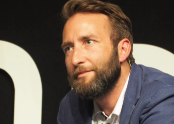 Brendan Greene selaku kreator PUBG mengungkapkan kalau dia ingin membuat game yang membawa unsur teknologi Blockchain