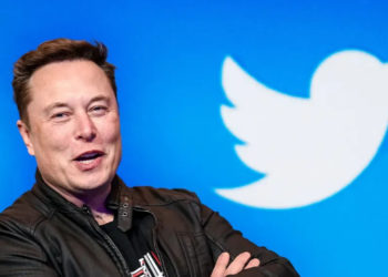 Tadi malam, Twitter resmi dibeli Elon Musk dengan nilai $44 miliar USD, beberapa jam setelah kesepakatan dia lansgung memecat CEO-nya