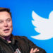Tadi malam, Twitter resmi dibeli Elon Musk dengan nilai $44 miliar USD, beberapa jam setelah kesepakatan dia lansgung memecat CEO-nya