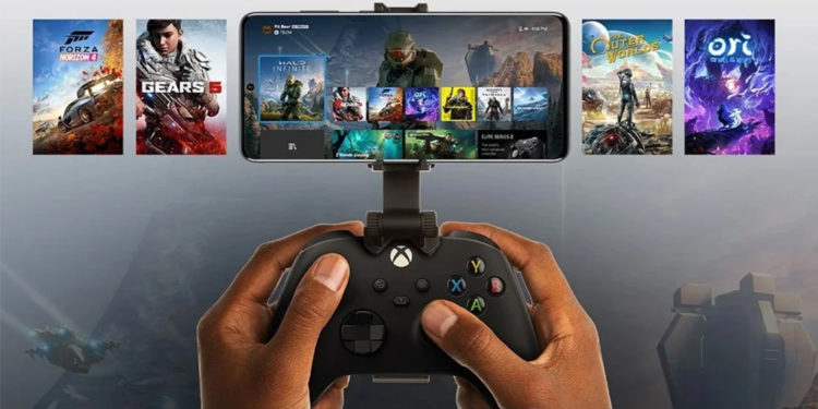 Phil Spencer menegaskan kembali rencana untuk meluncurkan game store bermerek Xbox di perangkat mobile seperti iOS dan Android tahun depan.