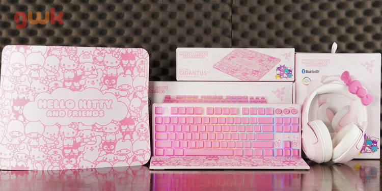 Razer telah resmi mengumumkan produk kolaborasinya dengan Hello Kitty, ada begitu banyak variasi produk yang bisa dipilih.