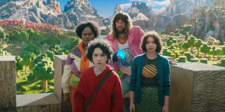 Warner Bros. telah melepas teaser perdana untuk film yang diberinama A Minecraft Movie yang akan tayang pada 2 Oktober 2025.