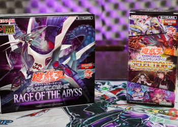 Simak unboxing terbaru kami untuk beberapa set terbaru Yu-Gi-Oh! TCG yang menghadirkan elemen dan mekanik baru yang begitu menarik