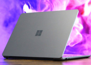 Selama ini Microsoft menyebut Windows 11 bisa berjalan dengan spesifikasi minimum RAM 4 GB. Tapi RAM 8 GB saja sudah lemot.
