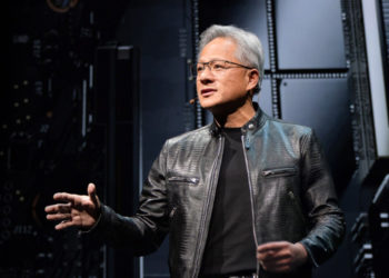 CEO NVIDIA Jensen Huang ternyata nggak terlalu khawatir dengan kemungkinan AI bikin anak-anak mulai lupa kemampuan dasar seperti matematika.